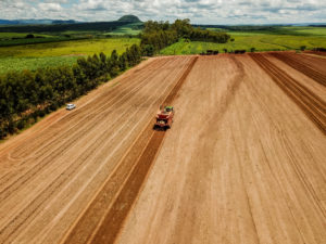 Operações agrícolas sob interferencia ionosférica no Centro-Oeste brasileiro 